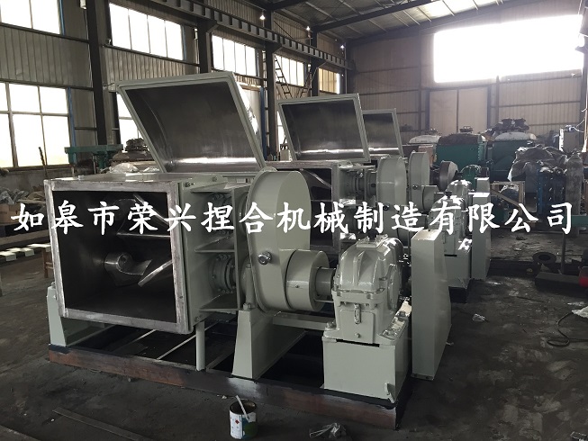 500L双翻型捏合机-1.jpg